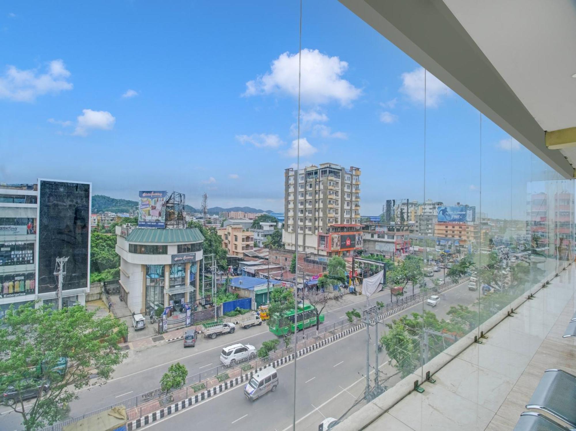 Super Hotel O Maligaon Adabari Guwahati Exterior foto
