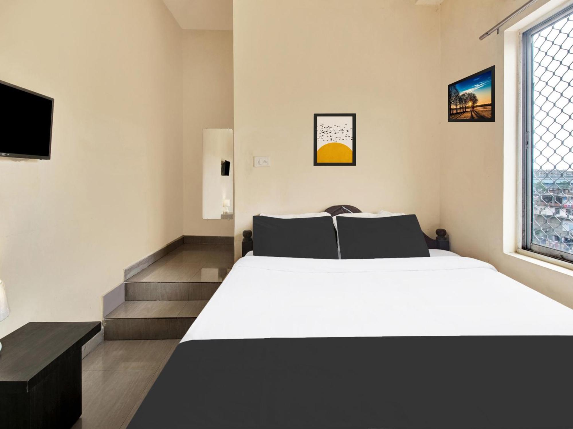 Super Hotel O Maligaon Adabari Guwahati Exterior foto