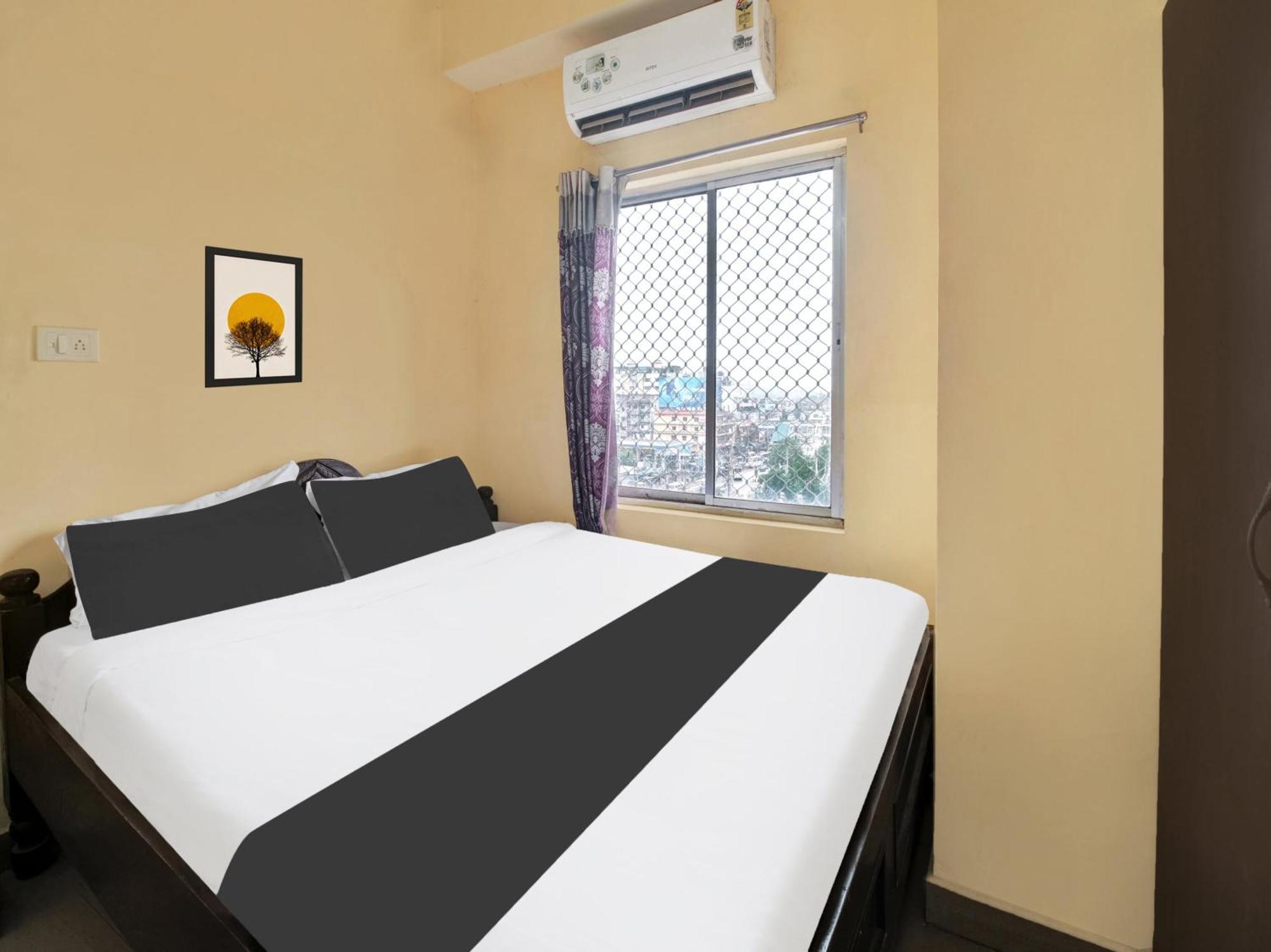Super Hotel O Maligaon Adabari Guwahati Exterior foto